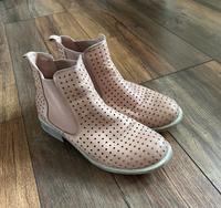 Heine Damen Stiefelette Chelsea Boots Gr.38 Leder Sachsen-Anhalt - Wolmirsleben Vorschau