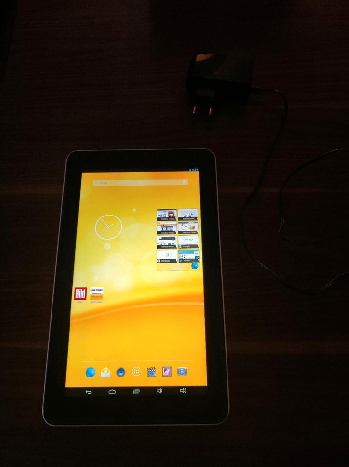 SALE !Trekstore Volks Tablet 16GB SD erweiterbar in Schlüsselfeld