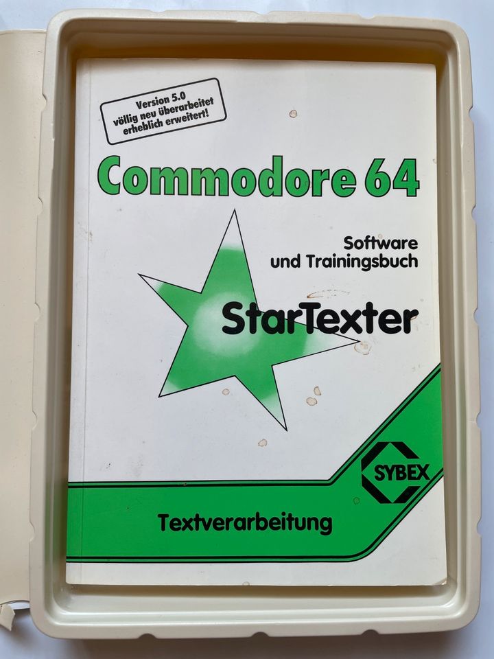 C64 "Software" : StarTexter (Trainingsbuch) in Lübeck