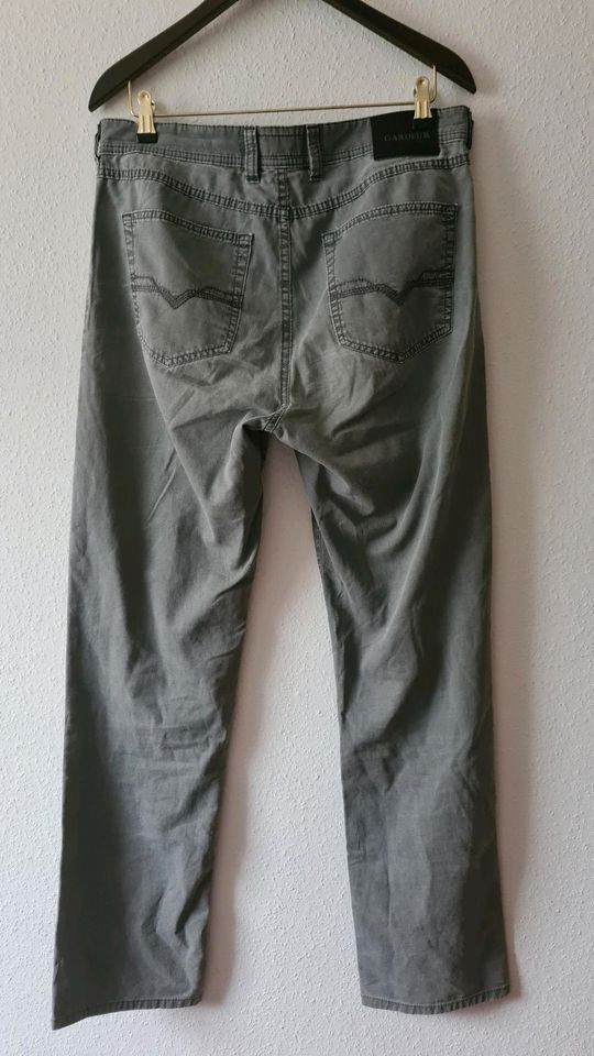 Graue Herrenhose von Atelier Gardeur in Halle