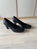 Tamaris Pumps / echt Leder Hessen - Raunheim Vorschau