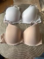 Victorias Secret Pink BHs Nude & weiß 80C Berlin - Nikolassee Vorschau
