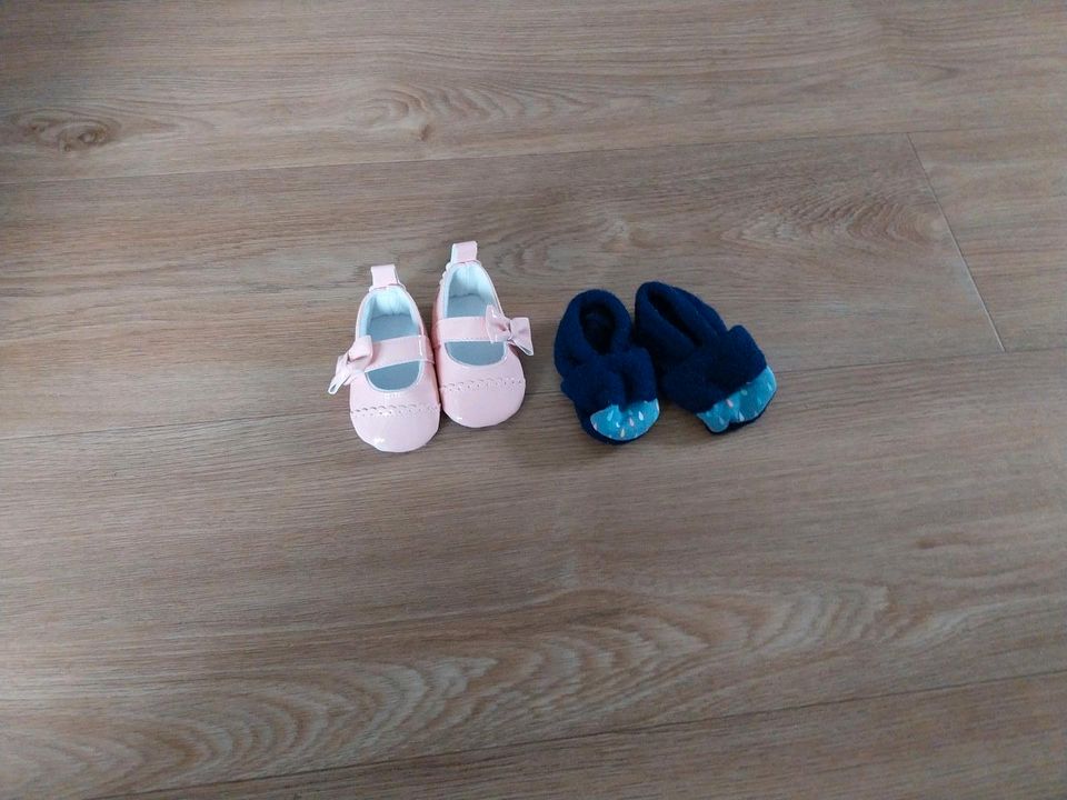 Neu Schuhe Ballerina Stoff Hausschuhe blau rosa festlich in Brieselang