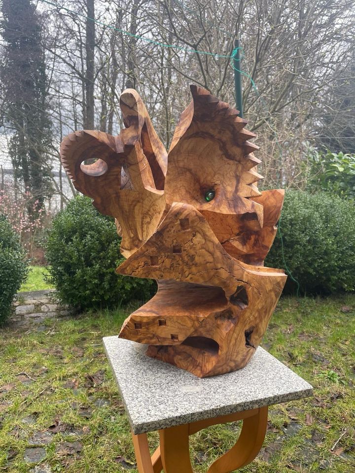 Holzskulptur in Bünsdorf