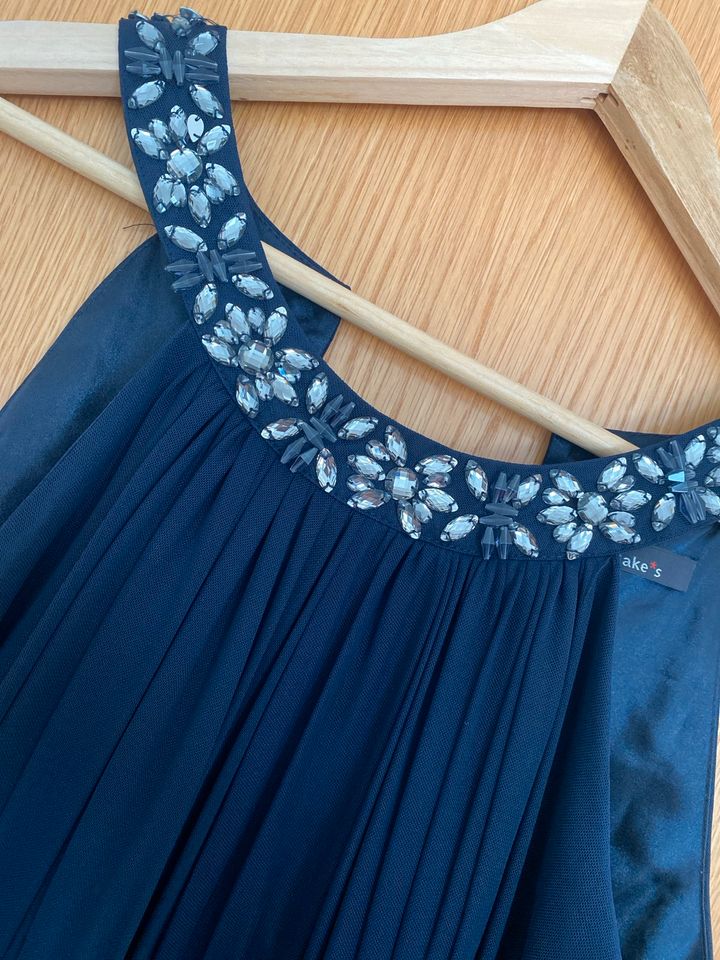 Blaues Abendkleid in Barbing