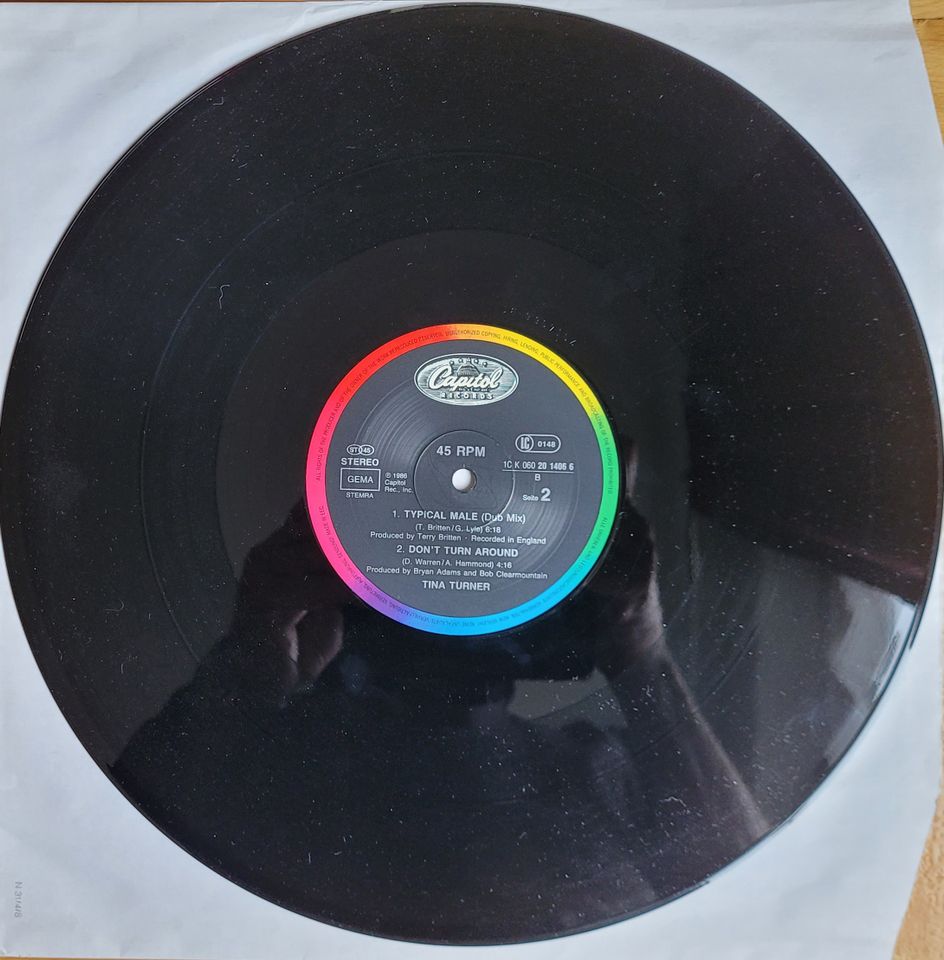 Maxi Single "Tipicale Male“ von Tina Turner in Seebach