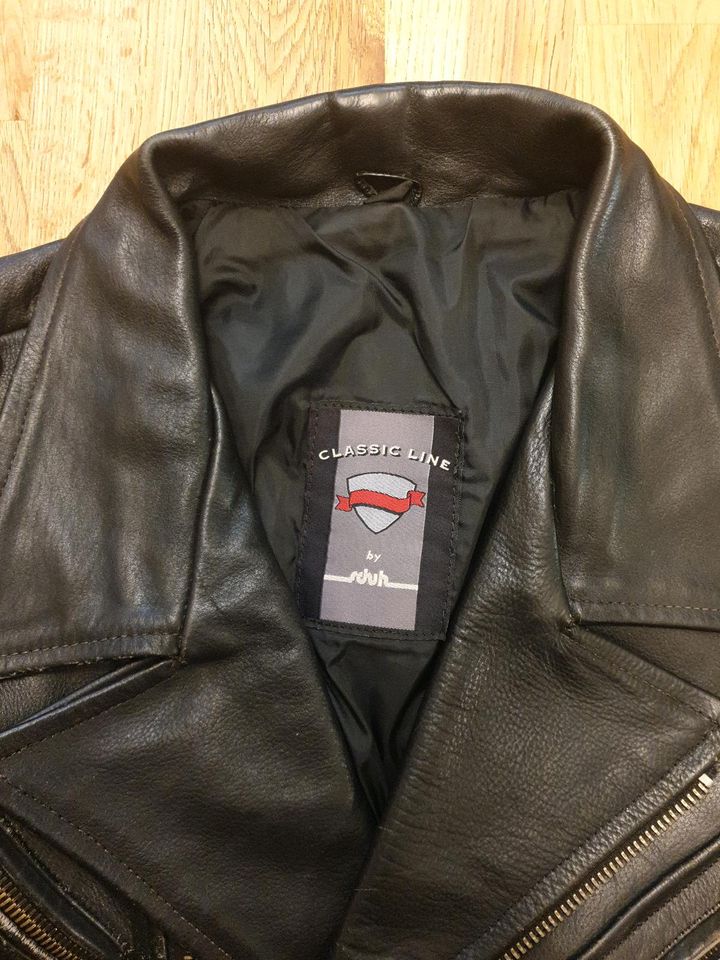 Schuh Lederjacke CLASSIC LINE 54 in München