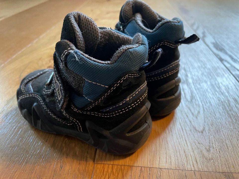 Winterschuhe für Kinder Primigi in Gr. 21 in Eltville