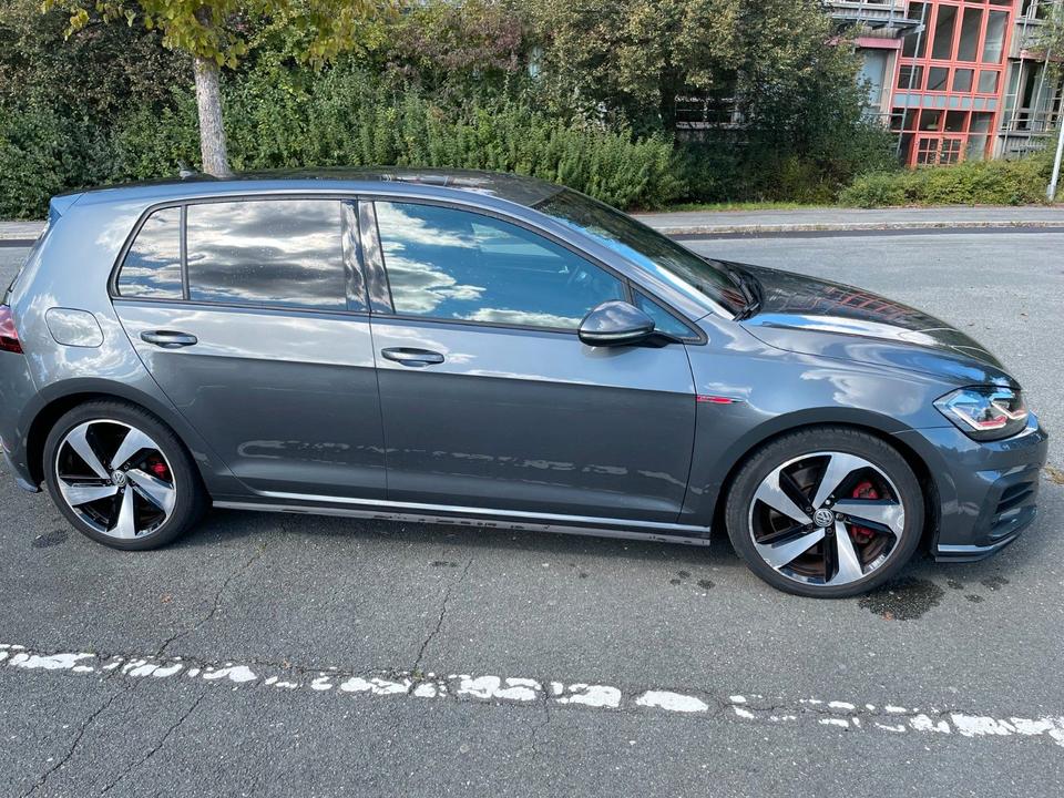 Volkswagen Golf 2.0 TSI GTI Performance GTI Performance in Lauf a.d. Pegnitz