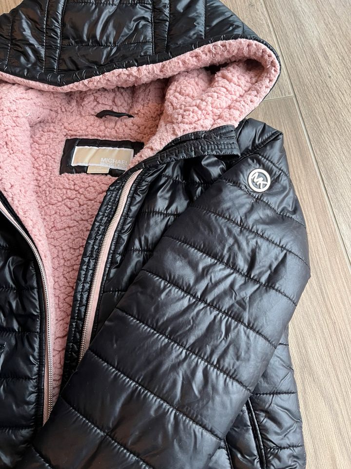 Winterjacke Mädchen Michael Kors 5/6 J in Hohnhorst