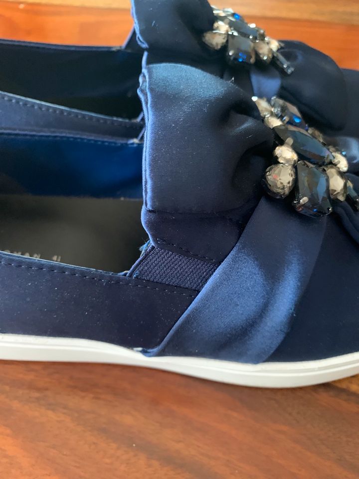 Toller Sneaker mit Kristallen, Gr. 41,neuwertig,NP 39€ in Kaiserslautern