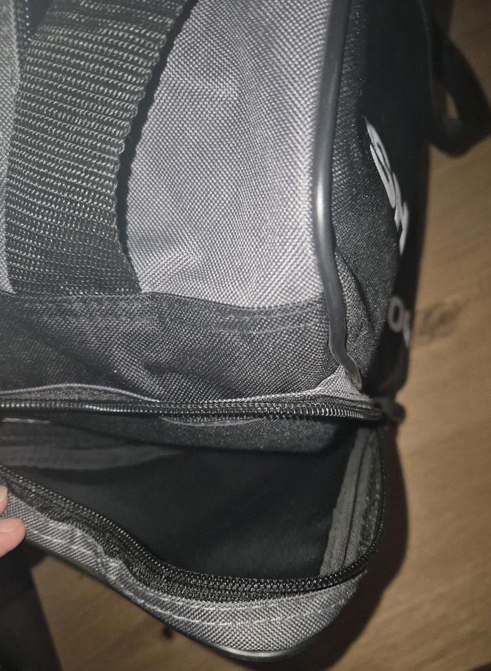 Schlittschutasche Tasche für Schlittschuhe in Schlema