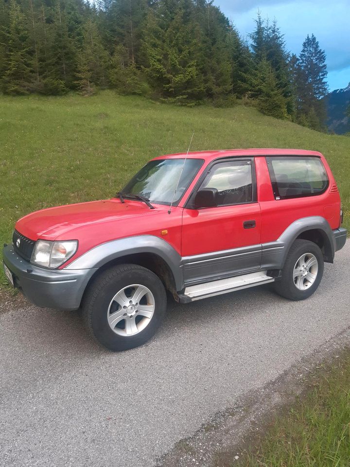 Toyota Land  Cruiser J9 in Füssen