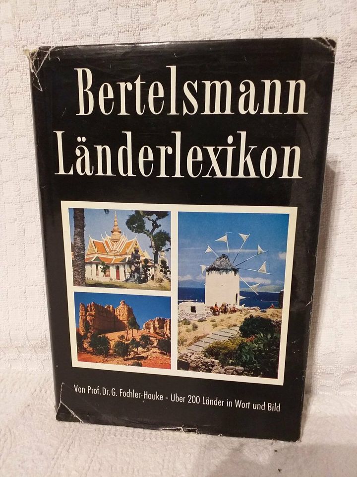 Jede Menge gebr. Bücher aller Art ab 1,00 € Siehe Beschreibung. in Mainstockheim