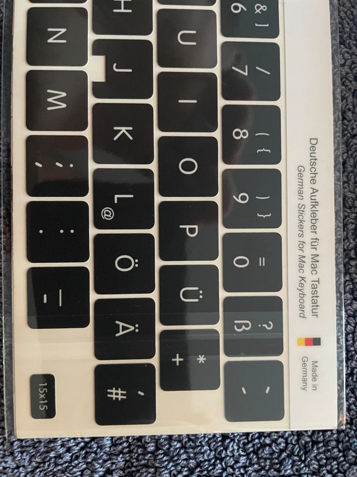 MacBook Pro 13" (2015) inkl. Netzteil, Hülle in Leipzig