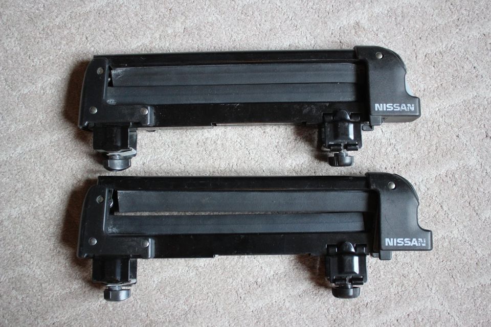 abschließbarer THULE Nissan Dach-Skiträger Snowboardträger 41cm in Gräfenthal