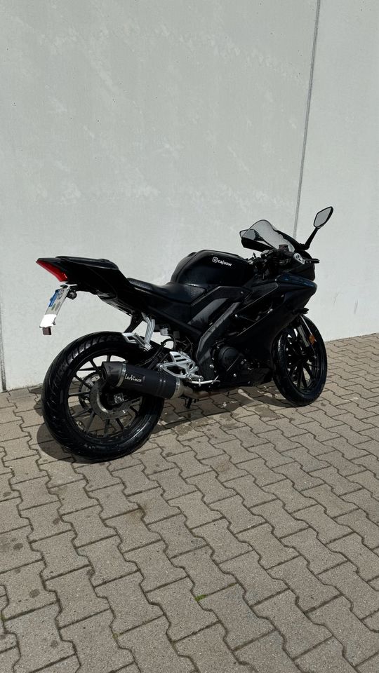 Yamaha Yzf-r125 Schwarz in Bremen