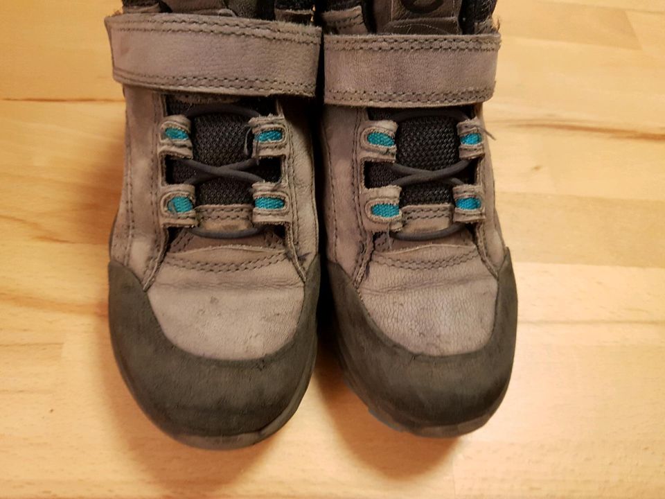 ECCO Exostrike Wanderschuhe Gr. 29 W Goretex Winterschuhe in Karlstein