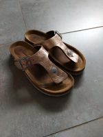 Flipflops Sandalen Sommerkind goldfarben 35 Hessen - Roßdorf Vorschau