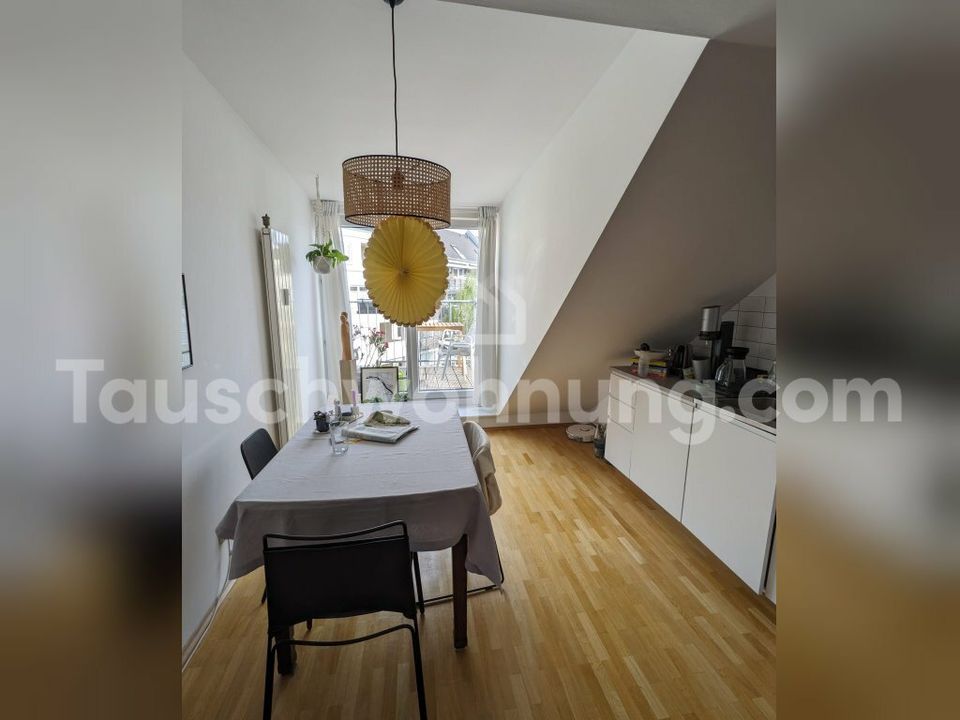 [TAUSCHWOHNUNG] Traumhafte Maisonette Wohnung mit offener Küche und Balkon in Düsseldorf