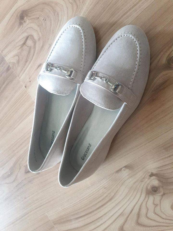 REDUZIERT! Neuwertige beige Schuhe Gr.41 von Graceland in Viersen