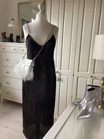Reserved Kleid Pailletten Maxikleid schwarz Gr. 42 Leipzig - Knautkleeberg-Knauthain Vorschau