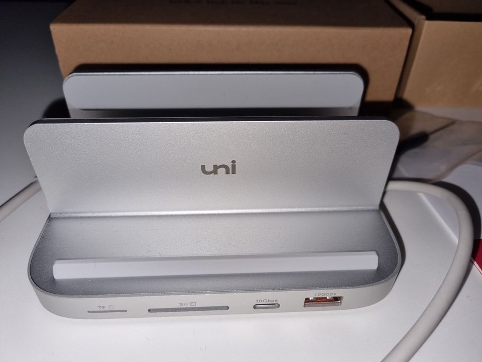 uni Mac Mini Hub Ständer mit SSD und USB C Hub in Stuttgart