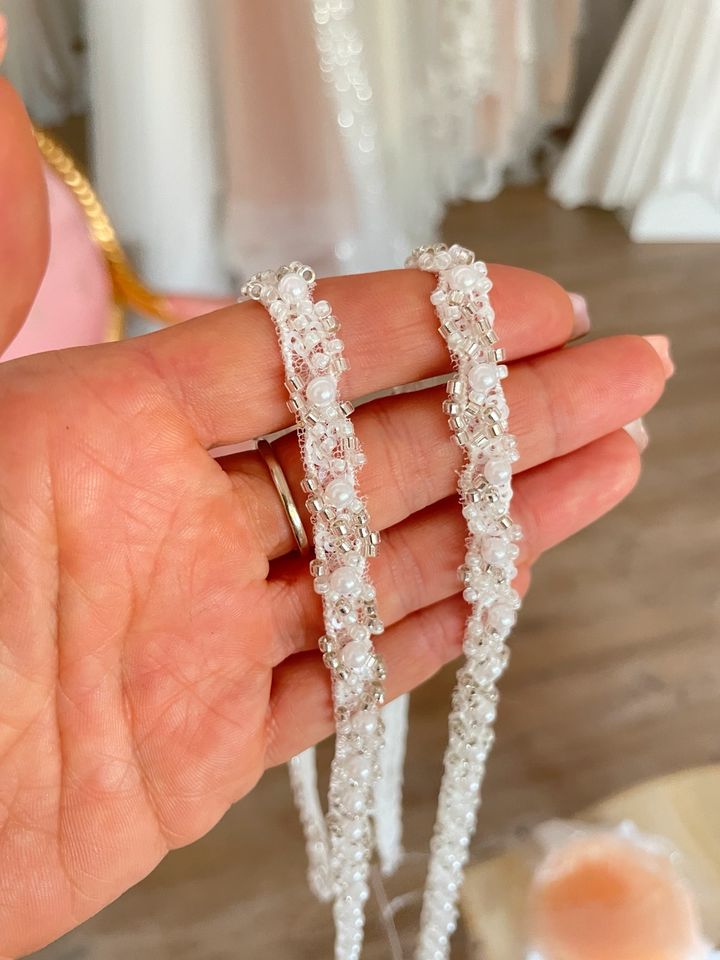 Träger mit Glasperlen und Perlen für Brautkleider 60 cm lang in Meckenbeuren