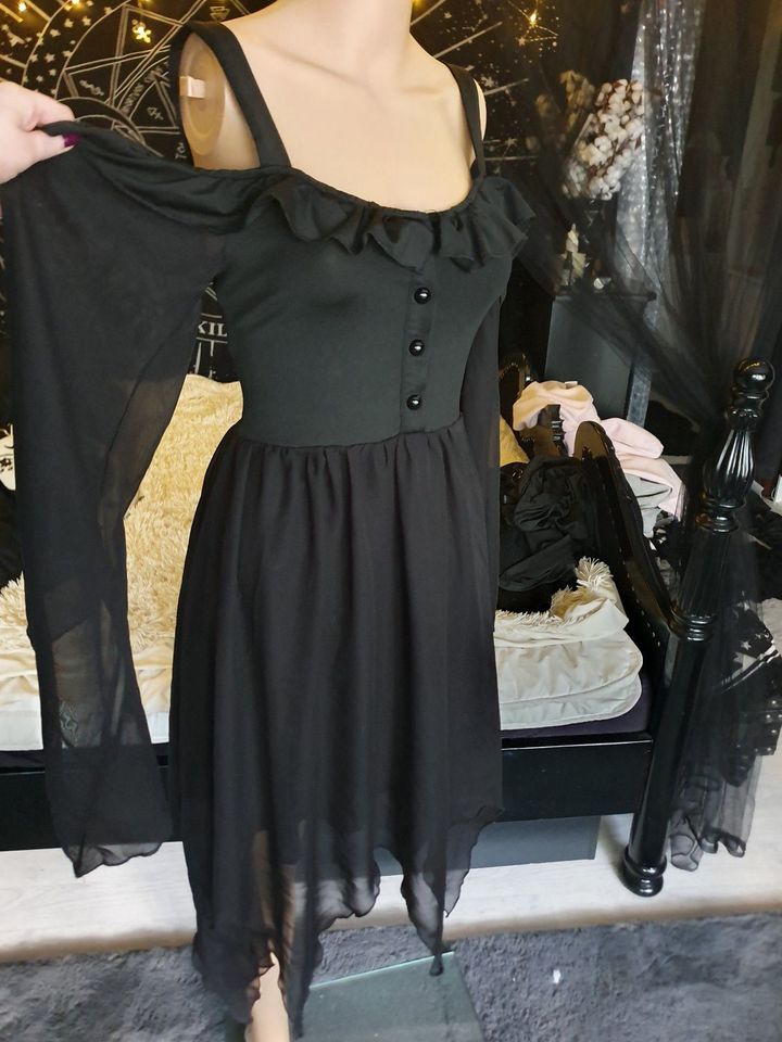 Kleid S 36 Gothic Witch Schwarz Hexe Emo Punk in Duisburg