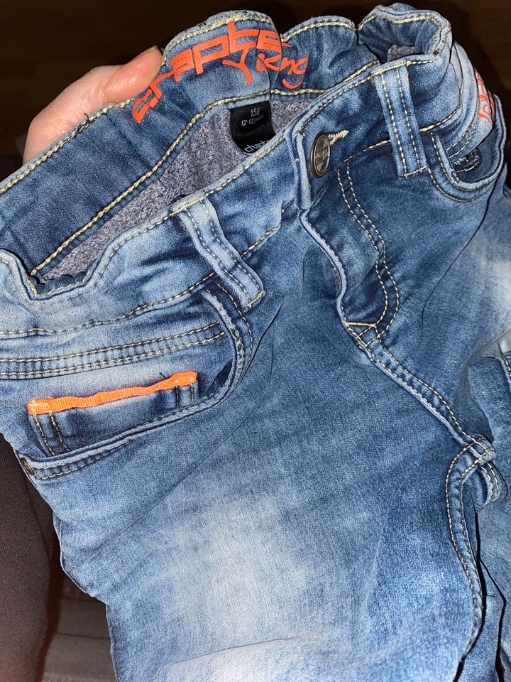 Tolle lange jungen Jeans Hose 158 hellblau leicht gefüttert in Schwetzingen