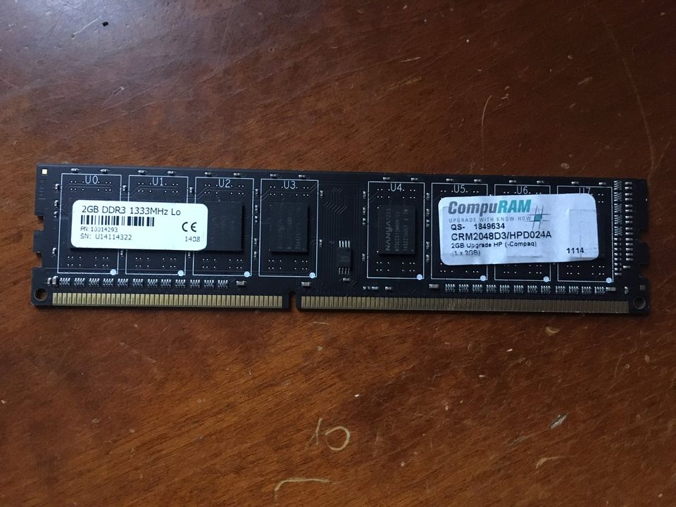 1 x CompuRAM 2 GB 256Mx64 240pin DIMM DDR3 1333MHz in Frankfurt am Main