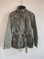 QS by s.Oliver Übergangsjacke Steppjacke Gr. M -SEHR GUT ERHALTEN Dresden - Cotta Vorschau