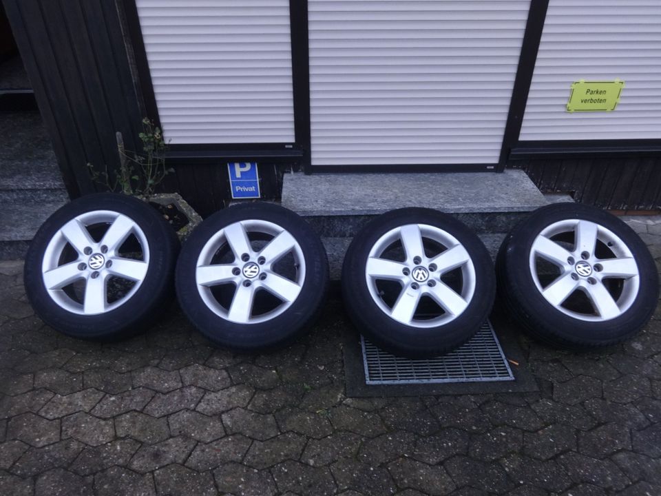 Sommerreifen für Touran 205/55 R16 in Halle (Westfalen)