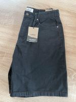 Pull&Bear Jeans Bermuda, Gr. 42, NEU Saarland - Tholey Vorschau