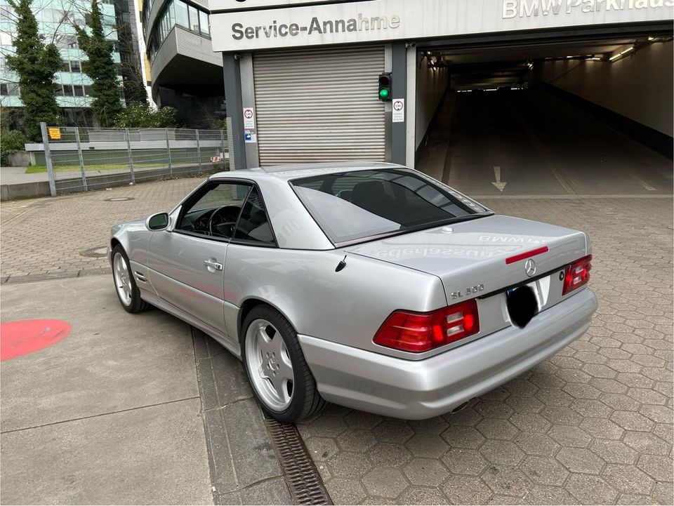 Mercedes SL 500, AMG ext., unfallfrei, rostfrei, orig. Zustand in Düsseldorf