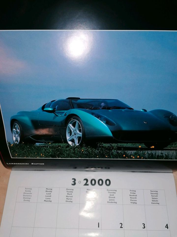 Kalender 2000 Sportwagen Ferrari Bugatti Lamborghini in Masserberg