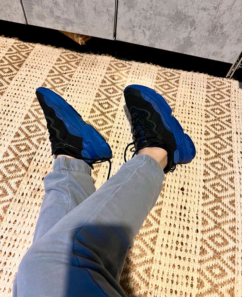 Adidas Ozweego Sneaker 37,5 yeezy boost nmd zx in Berlin