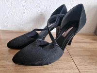 Tamaris Pumps Gr. 40 schwarz Glitzer High Heels Nordrhein-Westfalen - Wermelskirchen Vorschau