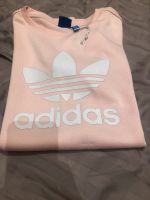 Adidas/ Kleid Friedrichshain-Kreuzberg - Kreuzberg Vorschau