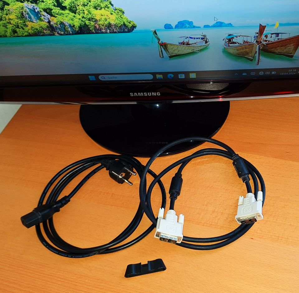 ⚠ 24" Zoll Bildschirm Samsung 16:10USB DVI HDMI Display OVP Kabel in Ingolstadt