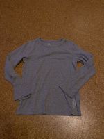 H&M Langarmshirt Gr. 140 grau Shirt Brandenburg - Baruth / Mark Vorschau