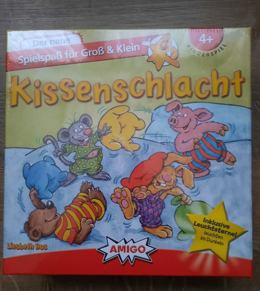 Kissenschlacht, Bongo (beide OVP) in Wiesloch