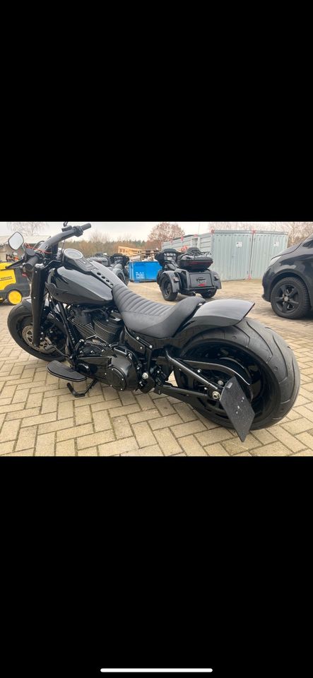 Harley FAT BOY 114 in Teuchern