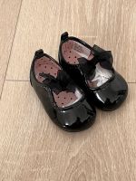 H&M Baby Mädchen ballerinas schleife schwarz Lack gr. 18-19 Niedersachsen - Braunschweig Vorschau