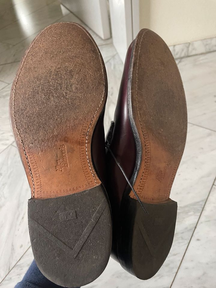 Allen Edmonds Herrenschuhe in Gr. 10 in Düsseldorf