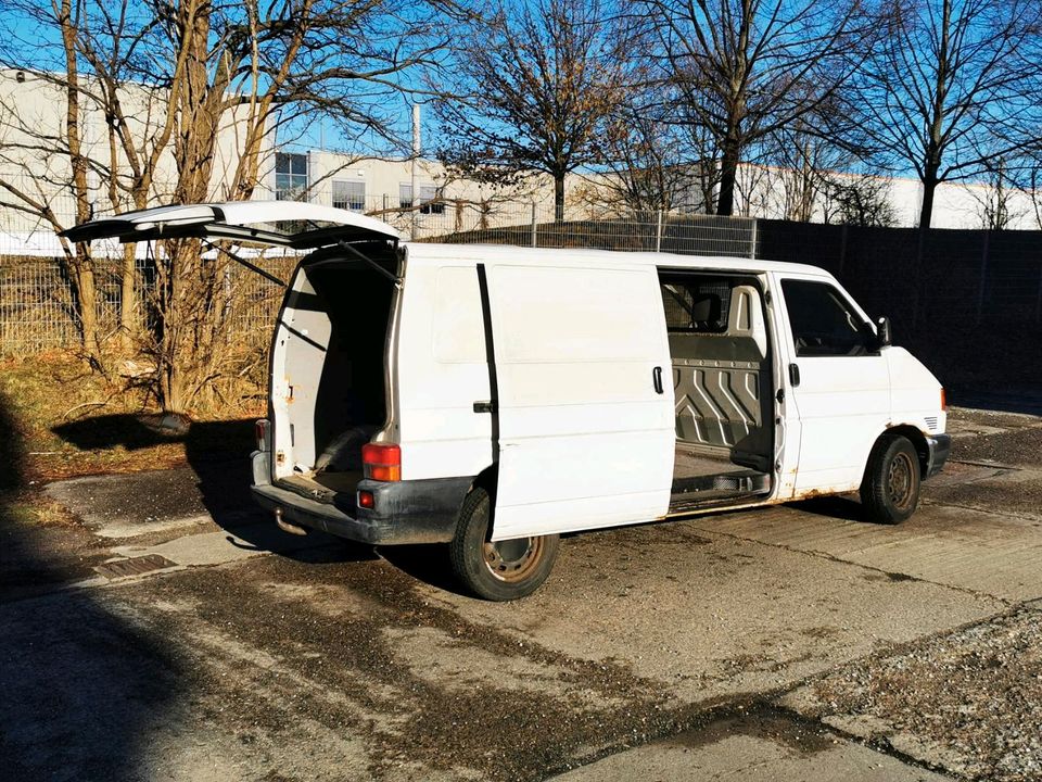 VW T4 2,5er Saugdiesel in Dresden