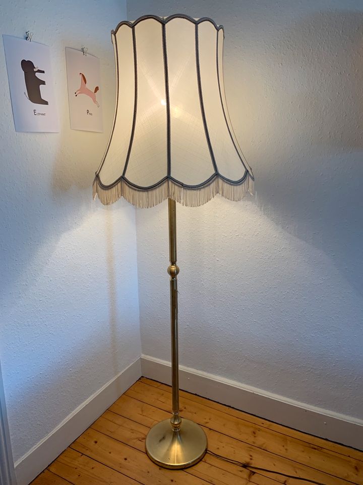 Stehlampe Vintage Retro in Freiburg im Breisgau