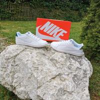 EU 38 Nike Court Royale Straßenschuh Bayern - Regensburg Vorschau