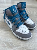 Nike Air Jordan One Middle, Größe 36,5, weiß blau grau Nordrhein-Westfalen - Neuss Vorschau