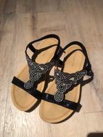 Biete neue Damen Sandalen Größe 40 für 5 Euro an Köln - Weidenpesch Vorschau